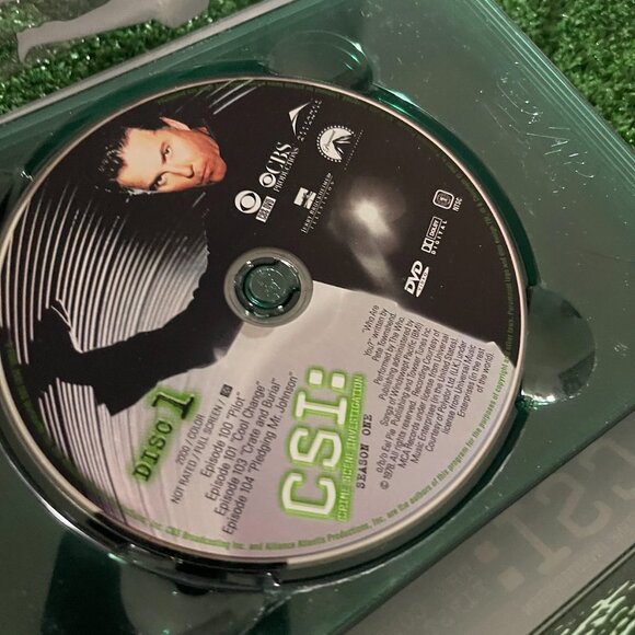 CSI: Crime Scene Investigation: The Complete First Season DVD Set Iconic TV Show - Picture 4 of 9